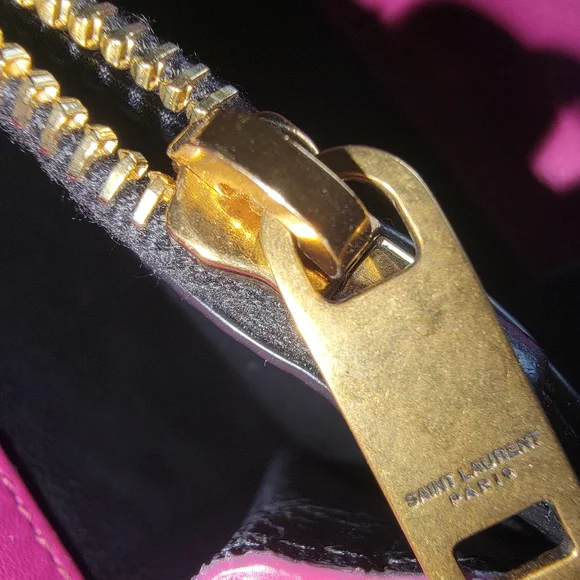 Yves Saint Laurent Pink Quilted Crossbody Bag - Picture 10 of 11